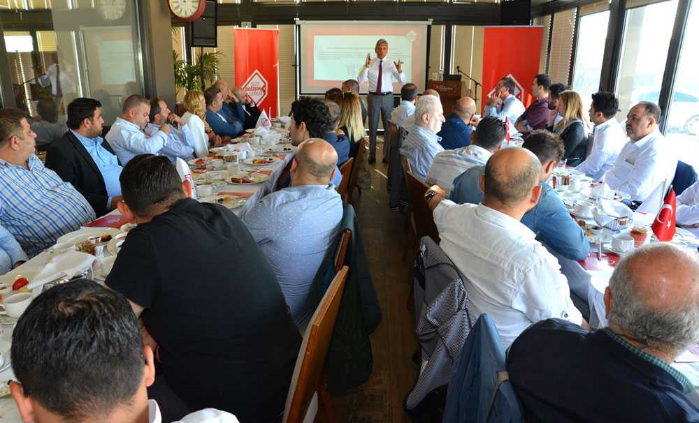 EGE BYK Üyelerinden Firuz Bağlıkaya destek