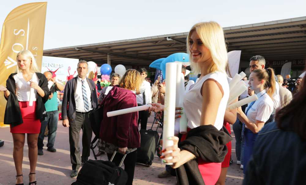 Antalya 40 bin misafirle ‘Yaza Merhaba’ dedi