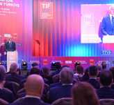 2026 Hedefi 68 Milyar Dolar Turizm Geliri