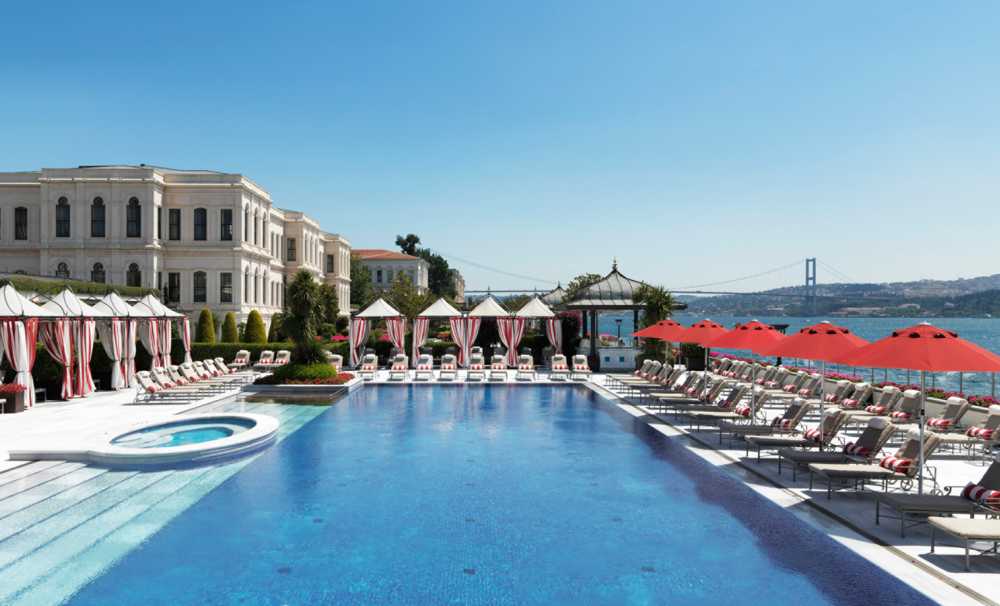 Four Seasons Hotel Bosphorus Yaz  Ritmine Hazır