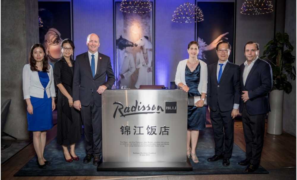 Jin Jiang International ve Radisson Hotel Group’un ilk eş markalı oteli açıldı