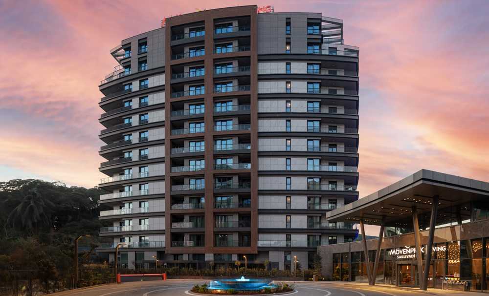 MÖVENPICK LIVING ISTANBUL SAKLIVADI, KAPILARINI AÇTI     