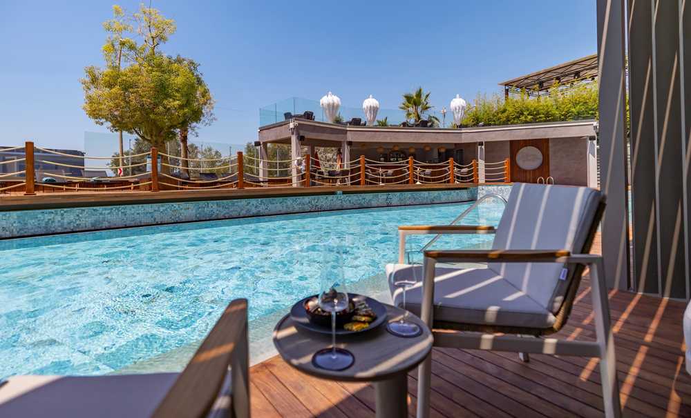 Qlusive Hotel Kuşadası’nda Açıldı