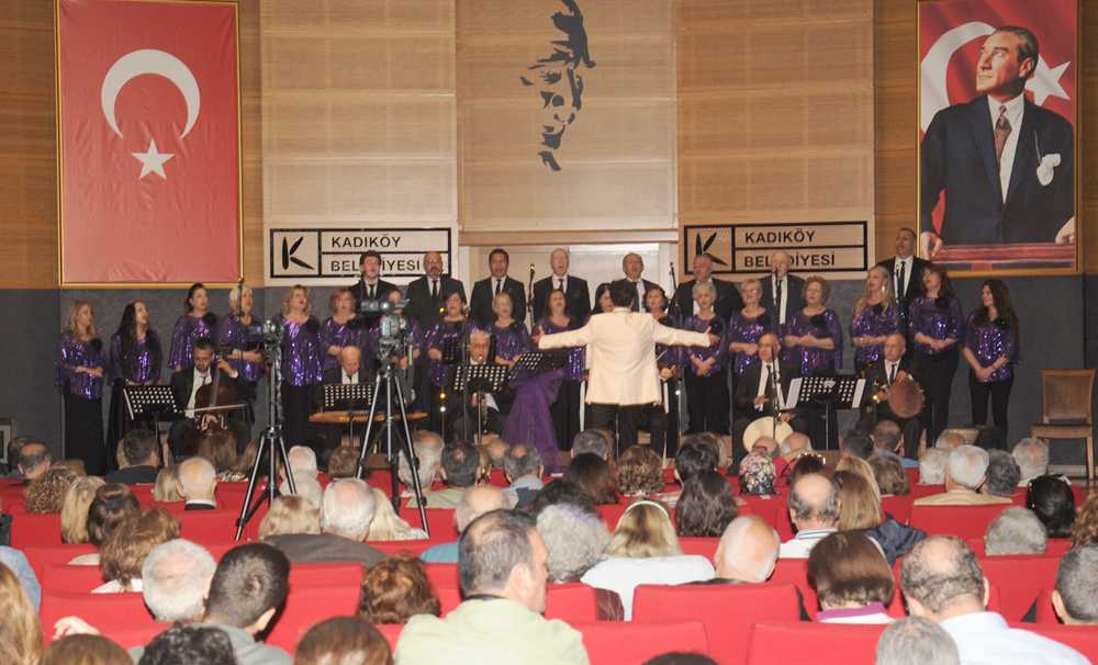 Cihat Hırçın Korosu, yıl sonu muhteşem konseriyle müzikseverleri büyüledi