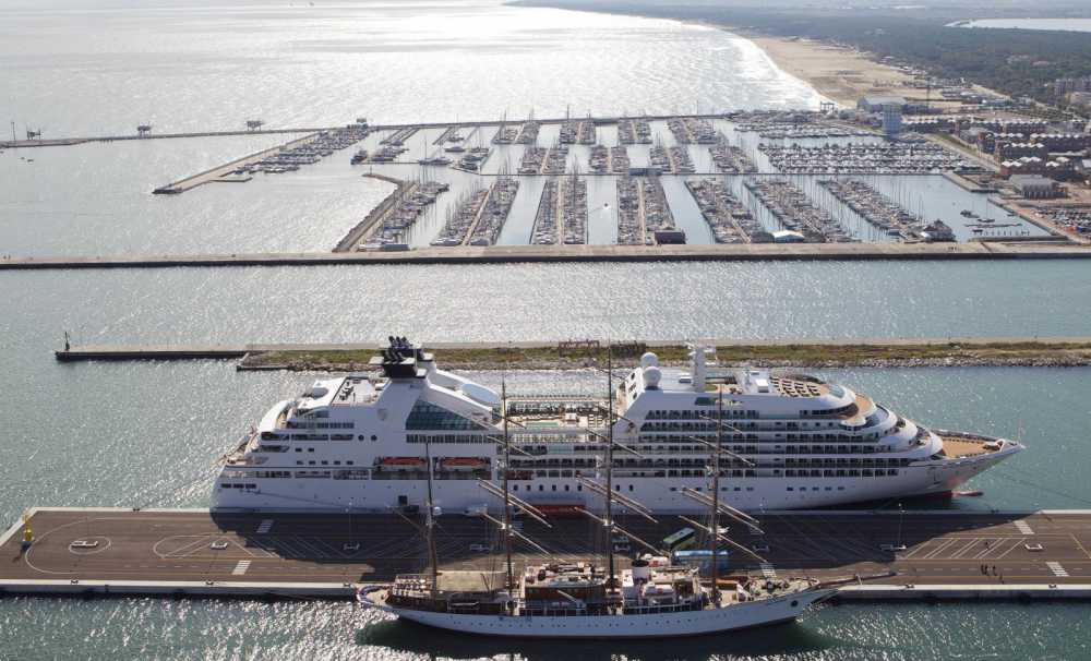 Global İtalya’da iki limanı daha bünyesine kattı