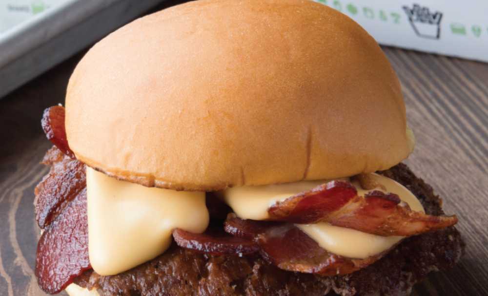 Shake Shack’ten yaza özel burger “Cheddar Shack”